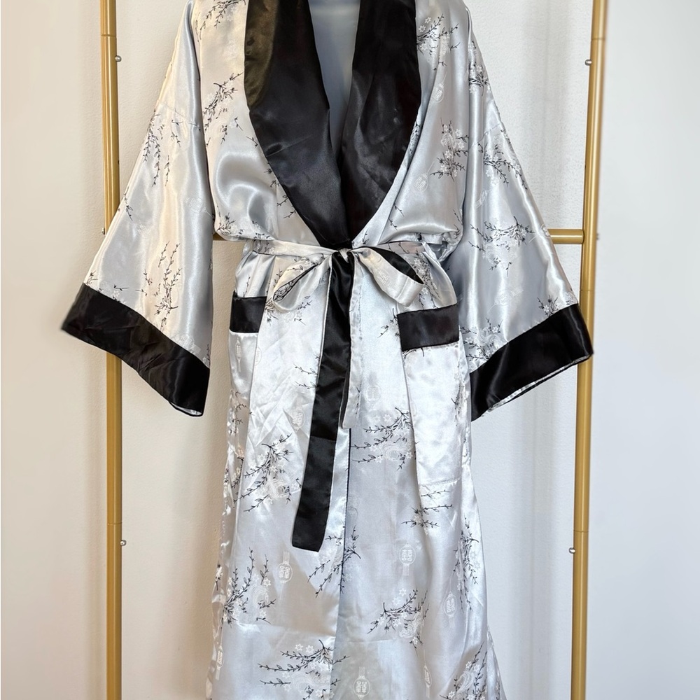 Reversible Satin Silver & Black Kimono Robe